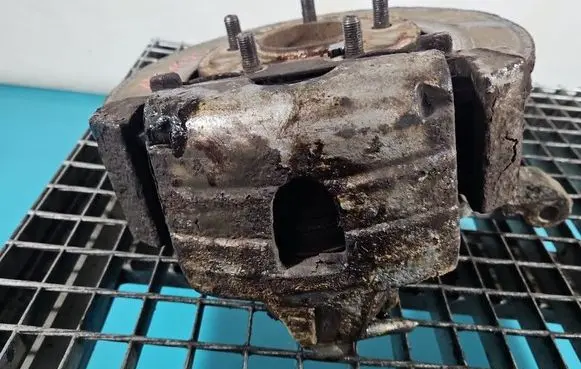 Chrysler Voyager Front brake caliper IMPRK1561845