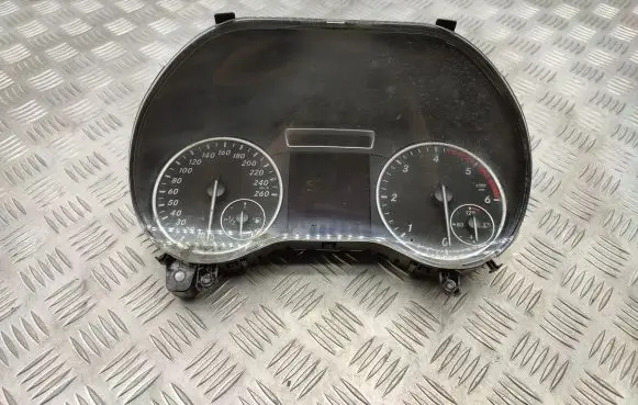 Mercedes-Benz B W246 W242 Speedometer (instrument cluster) A2469002007