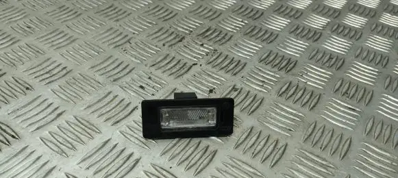 Skoda Fabia Mk2 (5J) Number plate light