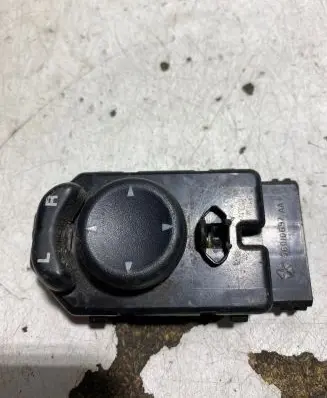 Jeep Cherokee Electric window control switch 56010697AA