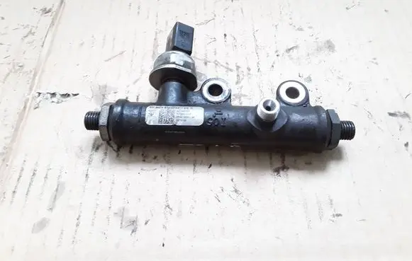 Jaguar S-Type Fuel main line pipe 4R8Q9C066AA 5WS40128 A2C20001297