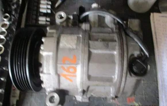 Seat Toledo I (1L) Air conditioning (A/C) compressor (pump) 820803