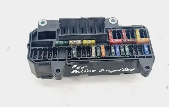 BMW 7 E65 E66 Fuse module 6900583 61136900583