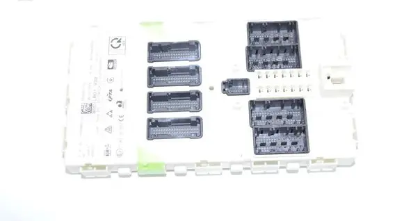 BMW i3 Central body control module 8736965