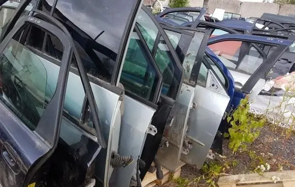 Renault Scenic II - Grand scenic II Front door sidabrines