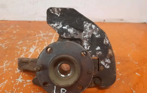 Fiat Albea Front wheel hub spindle knuckle