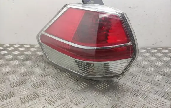 Nissan X-Trail T32 Rear/tail lights
