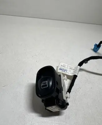 Mercedes-Benz C W203 Electric window control switch A2038200210 501807