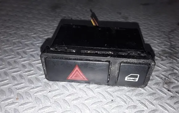 BMW 3 E46 Hazard light switch 61318368920