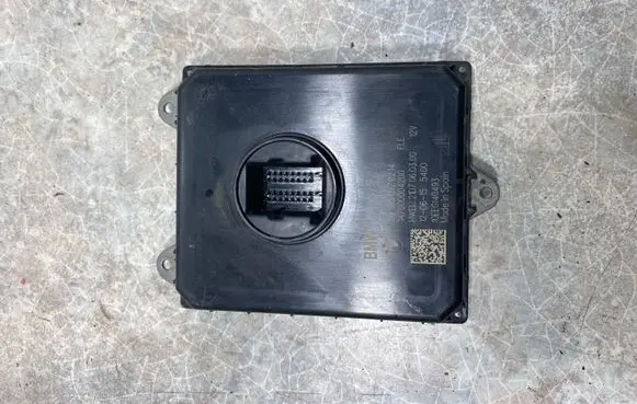 BMW i3 LED ballast control module 7492089 63117492089 7408892