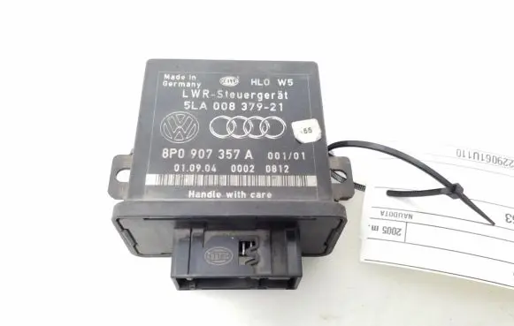 Audi A3 S3 8P Light module LCM 8P0907357A