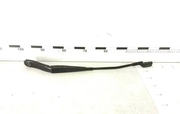 Volvo V60 Front wiper blade arm 30753504