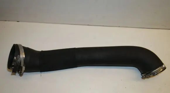 Audi Q7 4M Intercooler hose/pipe 4M0145737P