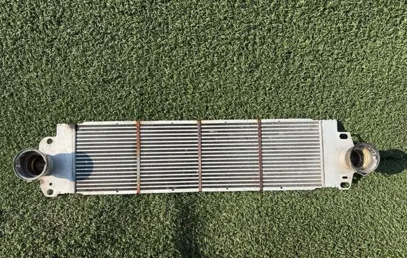 Volkswagen Transporter - Caravelle T5 Intercooler radiator 96683