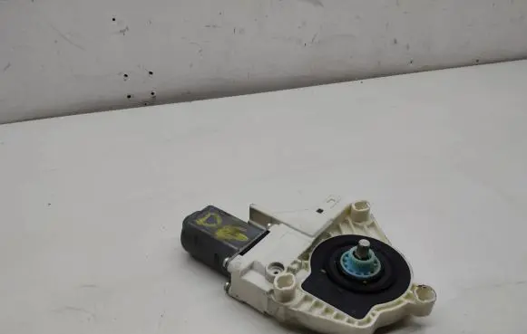 Seat Alhambra (Mk2) Rear door window regulator motor 8K0959801B 1036919810200 140420251202