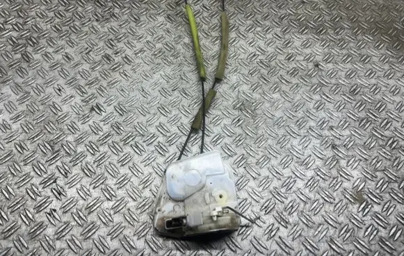 Mazda 6 Front door lock F97G16L2