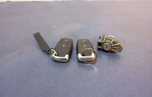 Ford Ecosport Ignition lock HC3T15K601DB