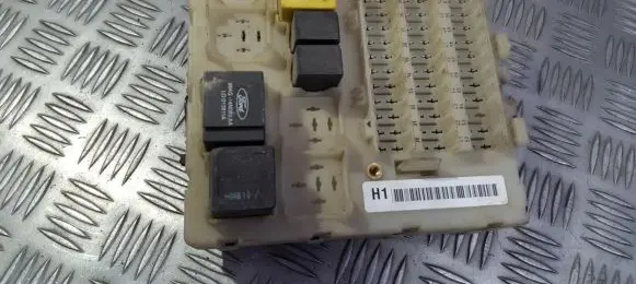Ford Focus Fuse box set DOOMB 98AG14N089AA