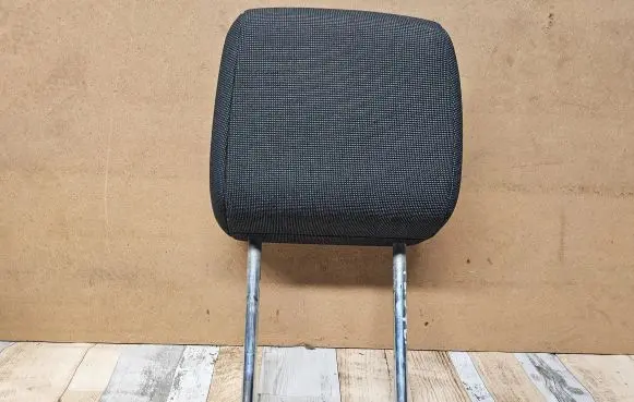 Ford Fiesta Front seat headrest 