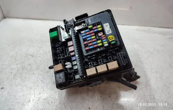 Hyundai Tucson TL Fuse module 91445D7462