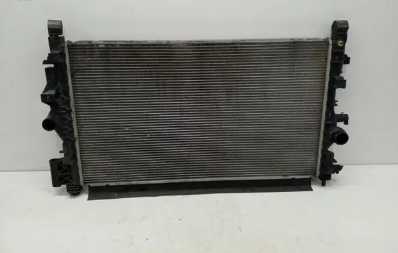 Opel Astra J Coolant radiator 13393983