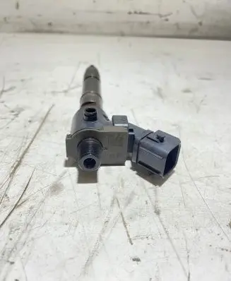 Volvo S60 Fuel injector Vea132370010aab