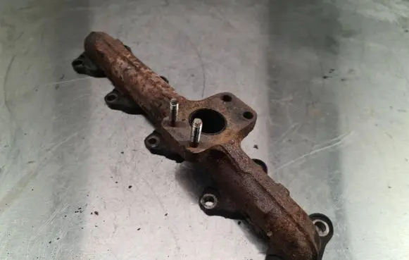 Peugeot 206 Exhaust manifold 397723