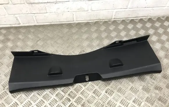 Toyota Yaris Trunk/boot sill cover protection 583870D090