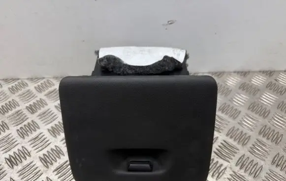 BMW X5 G05 Glove box 9399352