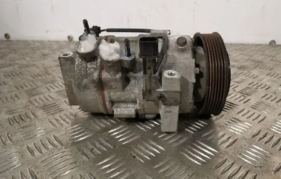 KIA Sportage Air conditioning (A/C) compressor (pump) F500NFFEA03
