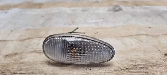 Mitsubishi Space Wagon Front fender indicator light 1132229