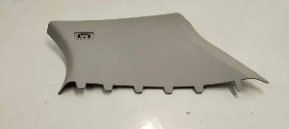 BMW 1 F40 (C) pillar trim 7444554