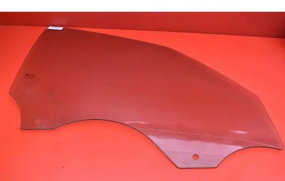 Opel Zafira C Front door window glass four-door