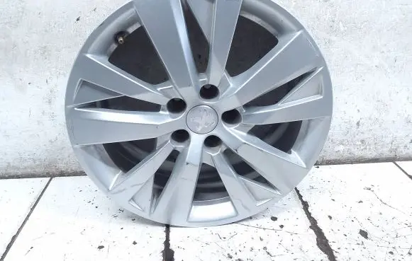Peugeot 508 R17 alloy rim 9809687177