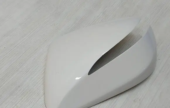 Hyundai Santa Fe Rearview mirror trim GV87801L