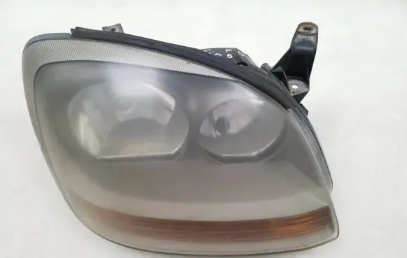 Nissan Almera Tino Headlight/headlamp