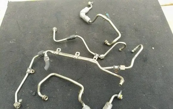 Audi A7 S7 4G Fuel line pipe 079127507bl