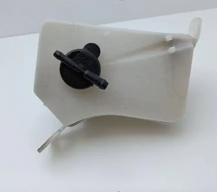 Hyundai Coupe Coolant expansion tank/reservoir 2543029110