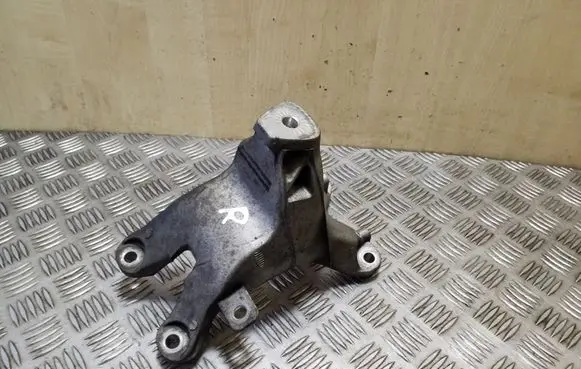 Audi Q5 SQ5 Engine mounting bracket 8K0199308AL