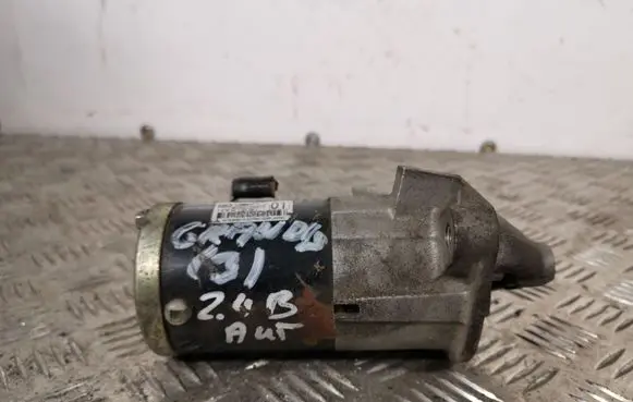 Mitsubishi Grandis Starter motor M000T20672