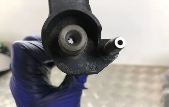 Audi A3 S3 A3 Sportback 8P Fuel injector 03L130277 0445116030 08081101850