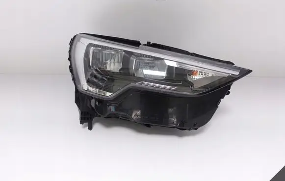 Audi Q3 F3 Headlight/headlamp 83A941012