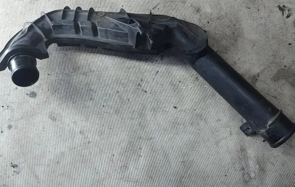Ford Galaxy Intercooler hose/pipe 6G916K683A