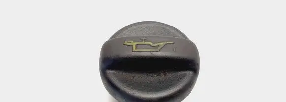 Citroen Xsara Picasso Oil filler cap 9624939680