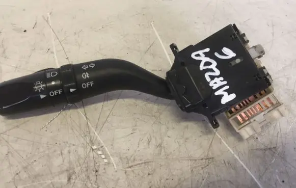 Mazda 6 Indicator stalk 17A089