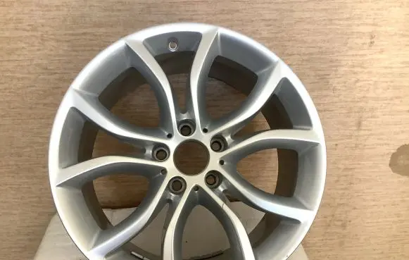R19 alloy rim