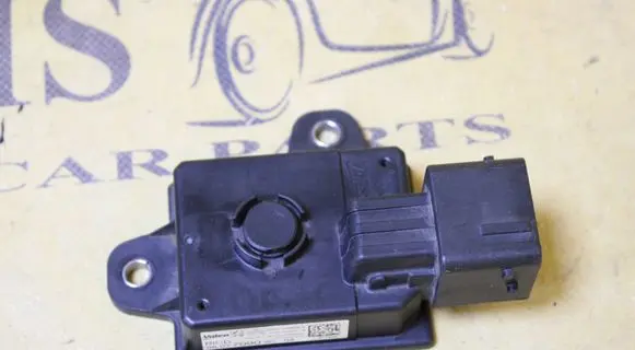 Peugeot 308 Start/Stop control module 9807709080