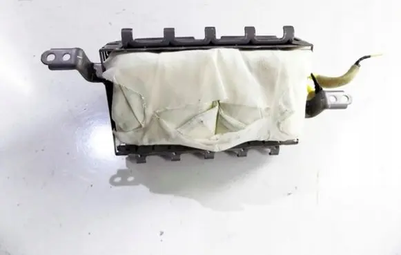 Lexus RX 300 Passenger airbag