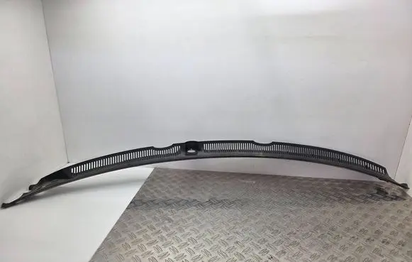 Audi A4 S4 B7 8E 8H Wiper trim 8E1819403