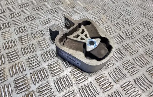 Ford S-MAX Engine mount bracket DS736P082AD 15204 045000